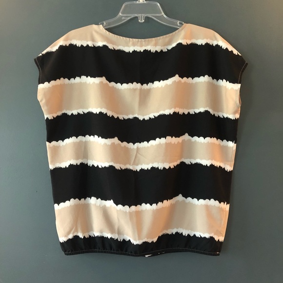 Loft Top - Picture 2 of 3